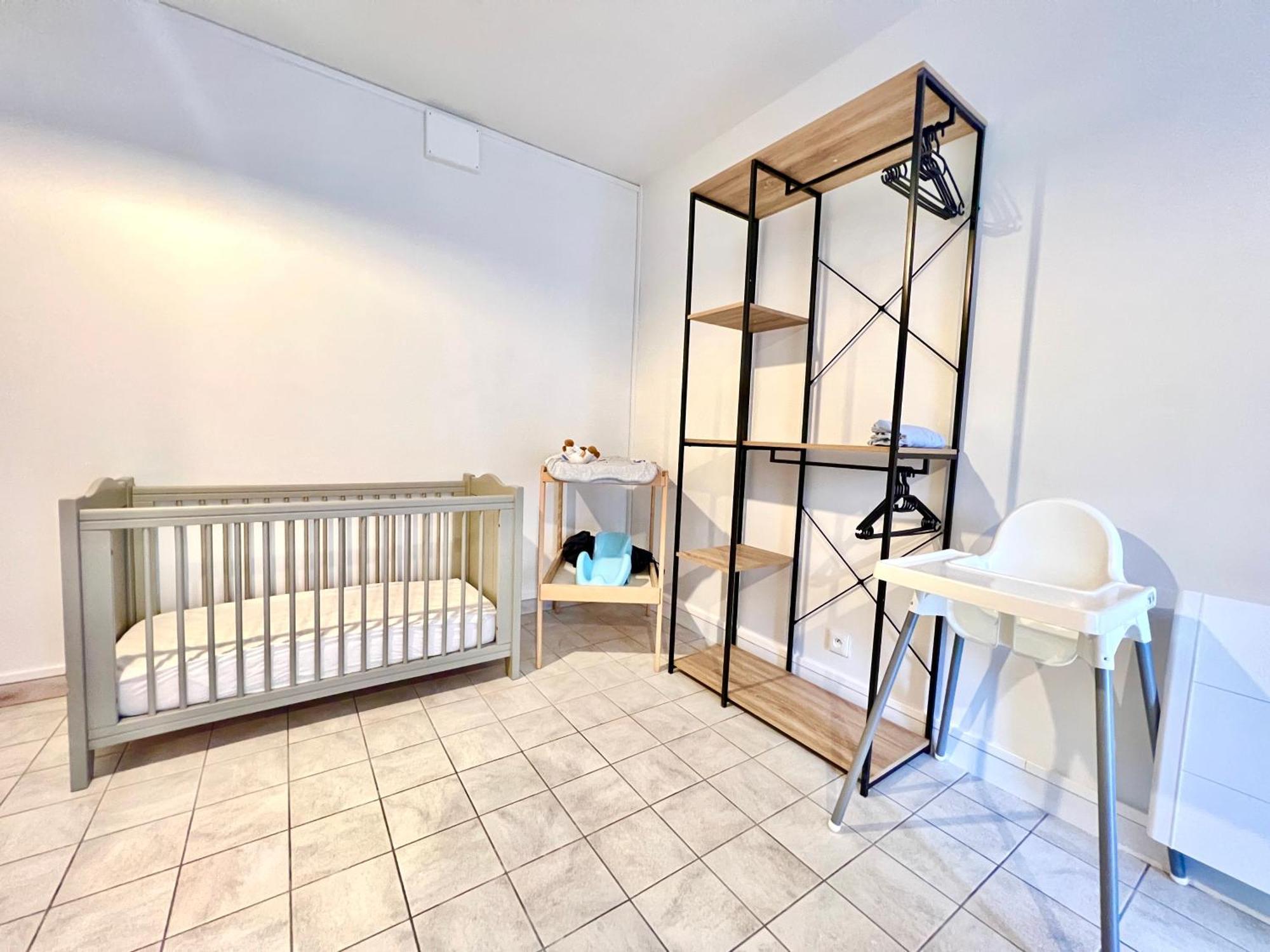 Le Grand Penon ~ Logement Spacieux A 6 Min Du Parc Saint-Georges-les-Baillargeaux Exteriér fotografie