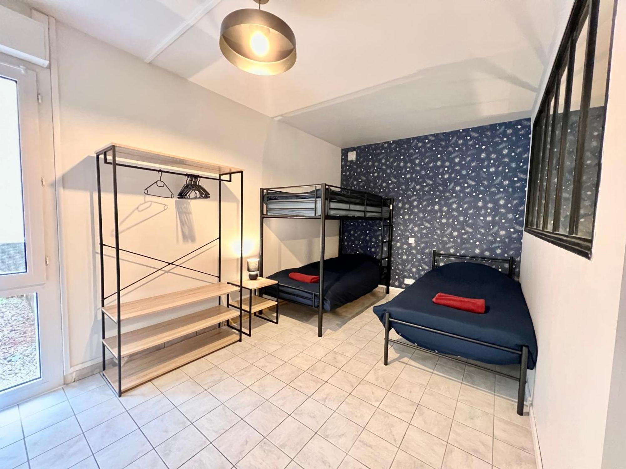 Le Grand Penon ~ Logement Spacieux A 6 Min Du Parc Saint-Georges-les-Baillargeaux Exteriér fotografie